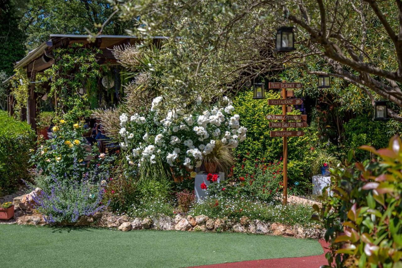 فندق Les Pins Blancs En Provence لو موي المظهر الخارجي الصورة