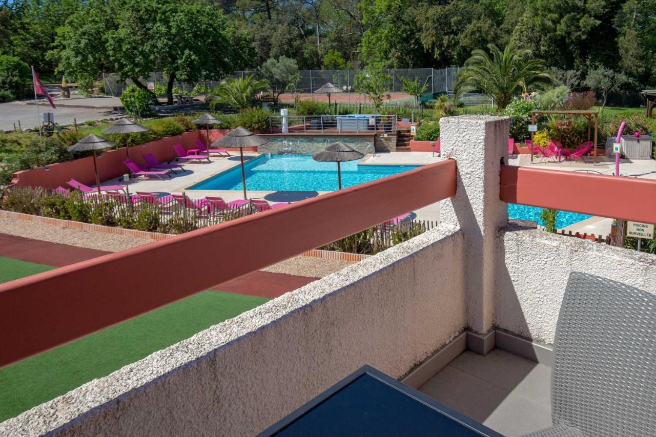 فندق Les Pins Blancs En Provence لو موي المظهر الخارجي الصورة